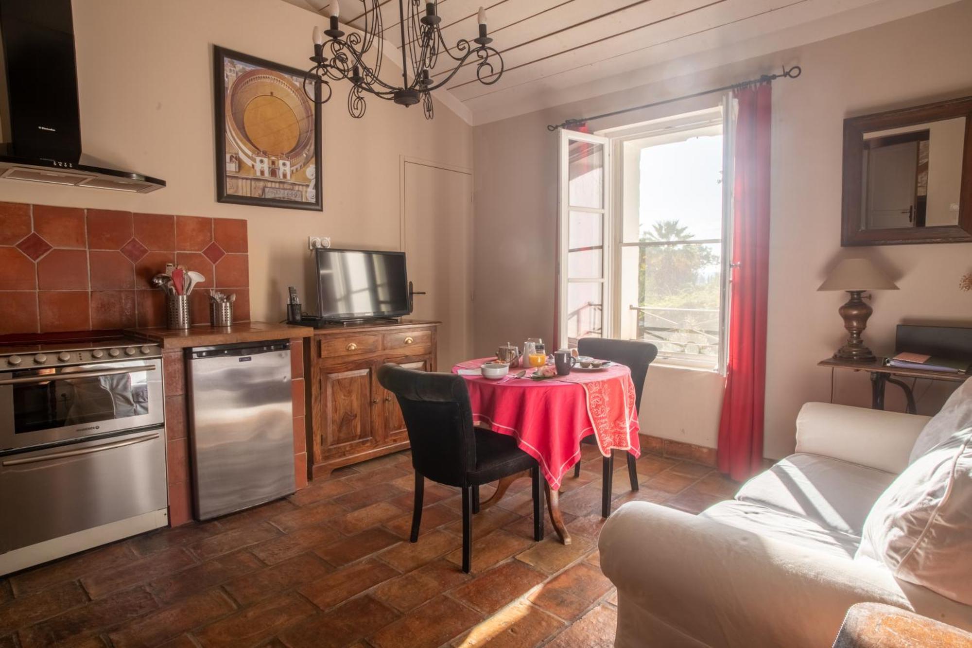Hotel Et Appartements Domaine Des Clos - Teritoria Beaucaire  Buitenkant foto