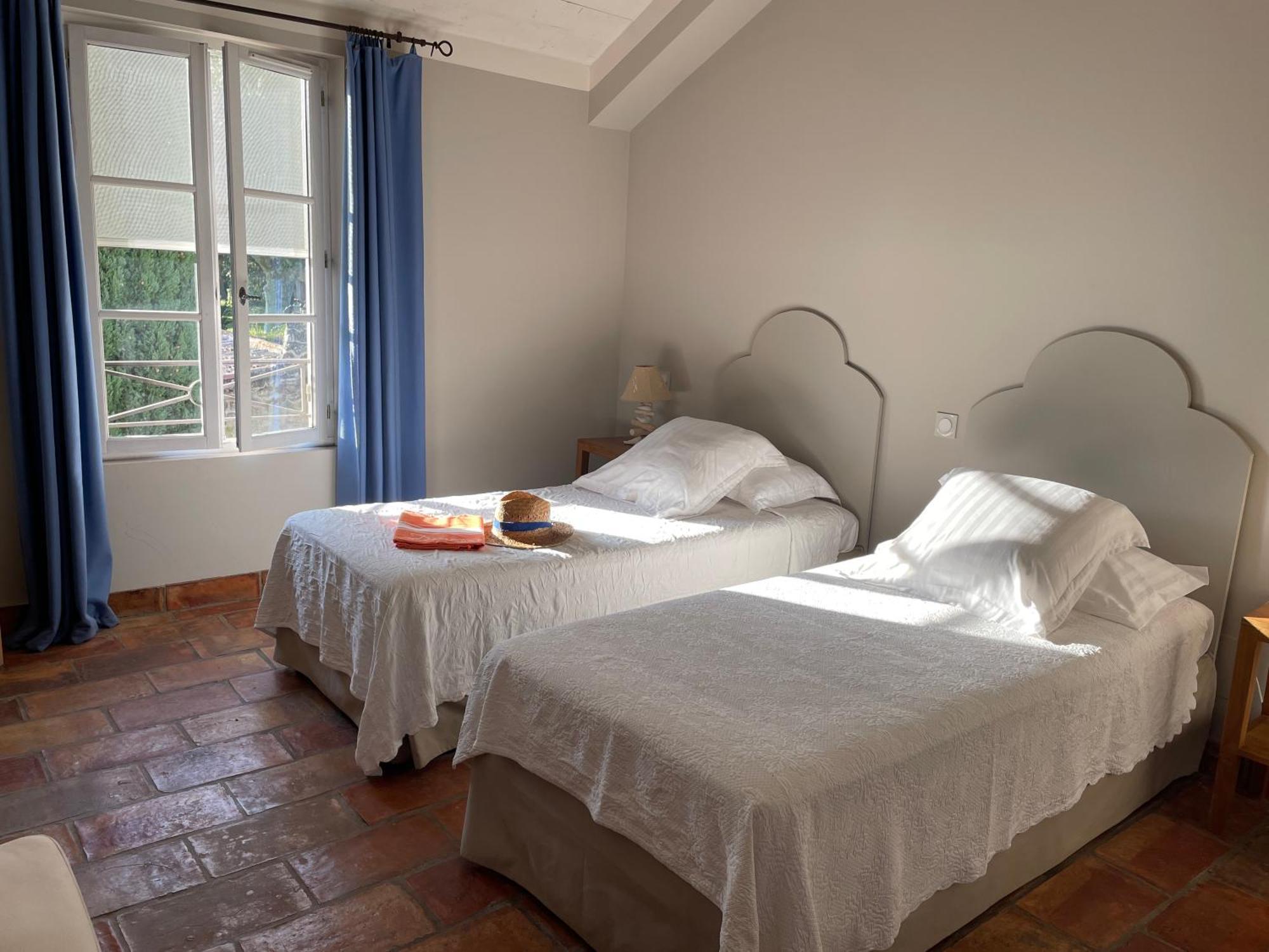 Hotel Et Appartements Domaine Des Clos - Teritoria Beaucaire  Buitenkant foto