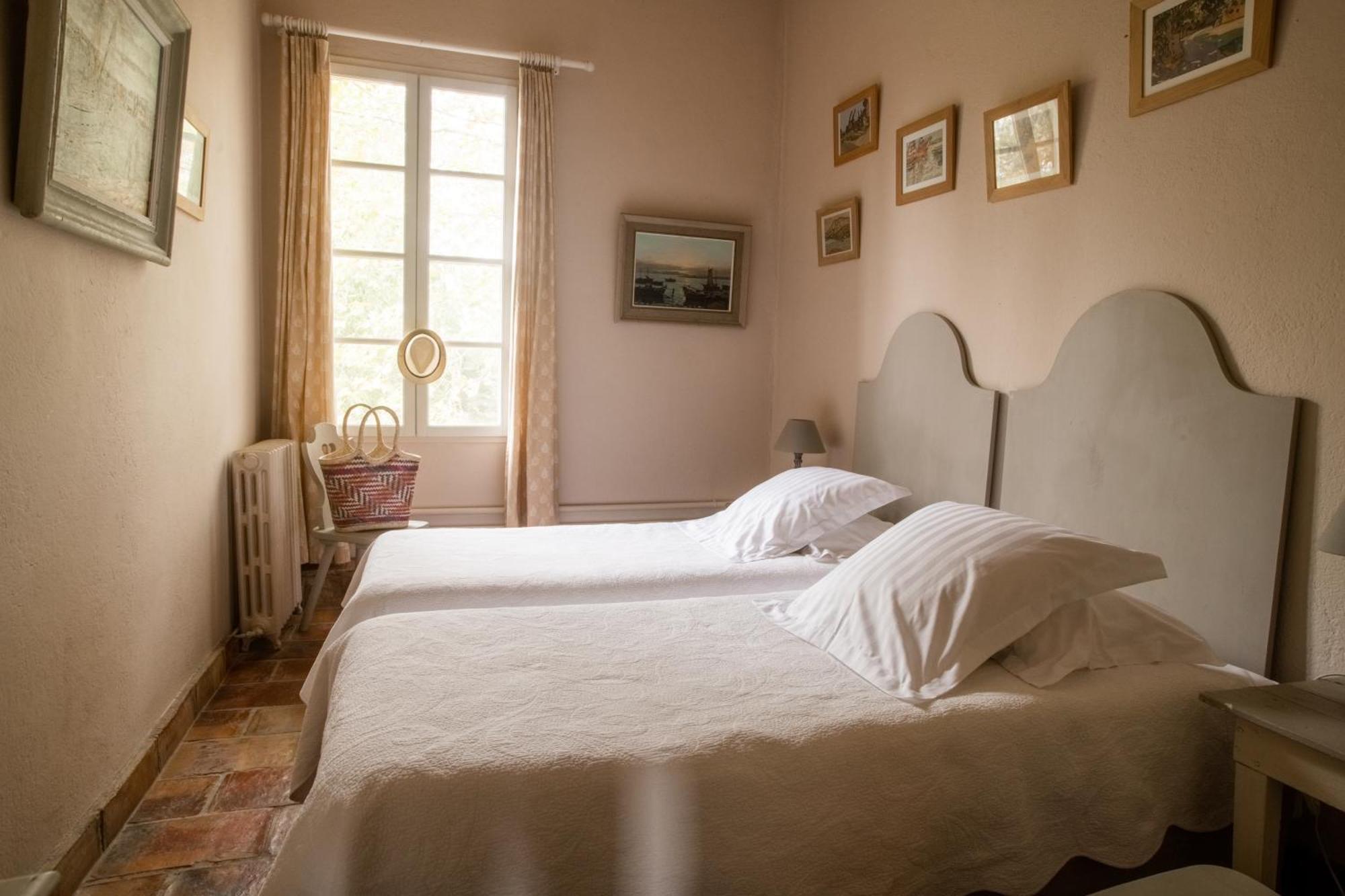 Hotel Et Appartements Domaine Des Clos - Teritoria Beaucaire  Buitenkant foto