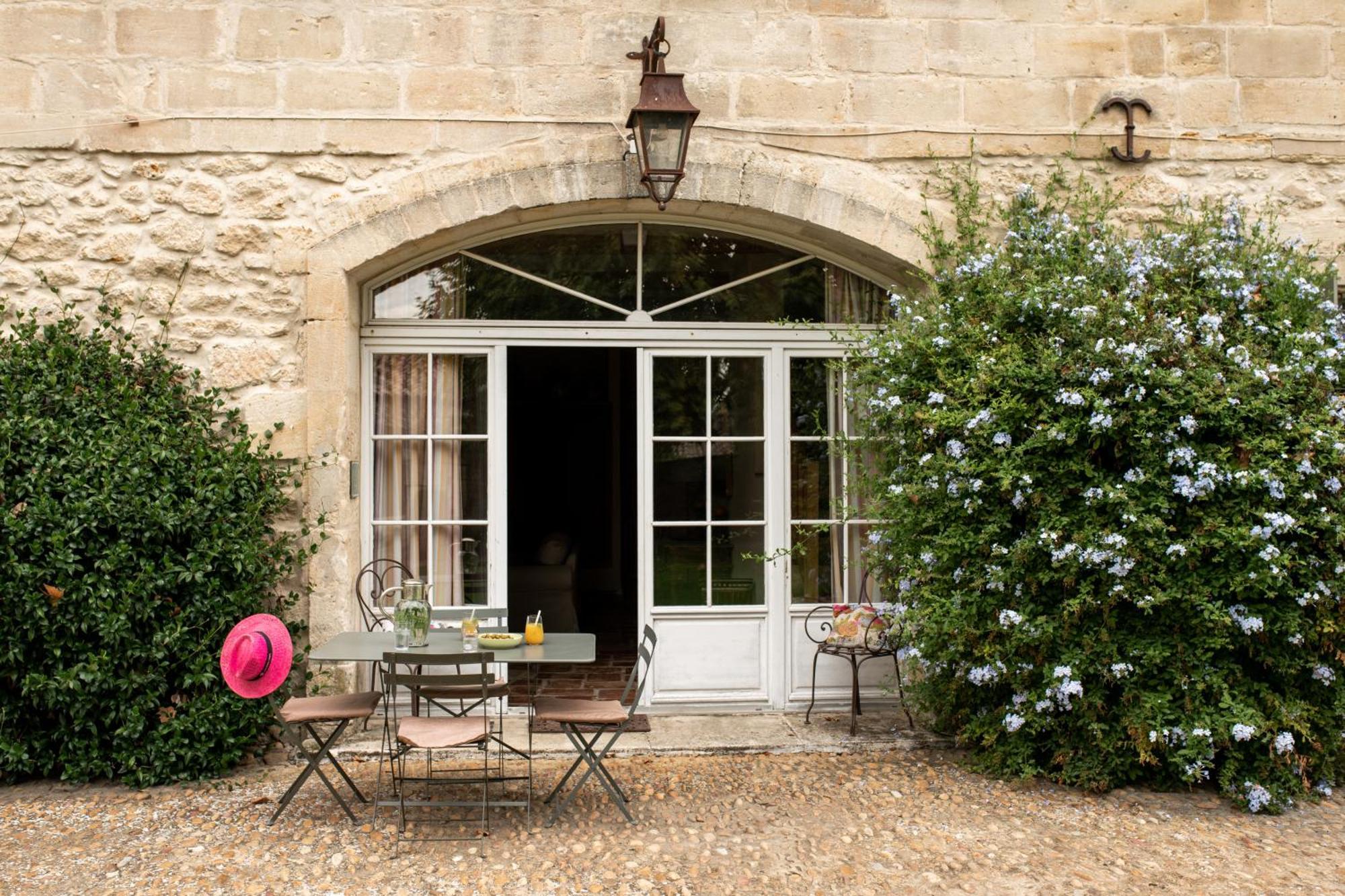 Hotel Et Appartements Domaine Des Clos - Teritoria Beaucaire  Buitenkant foto